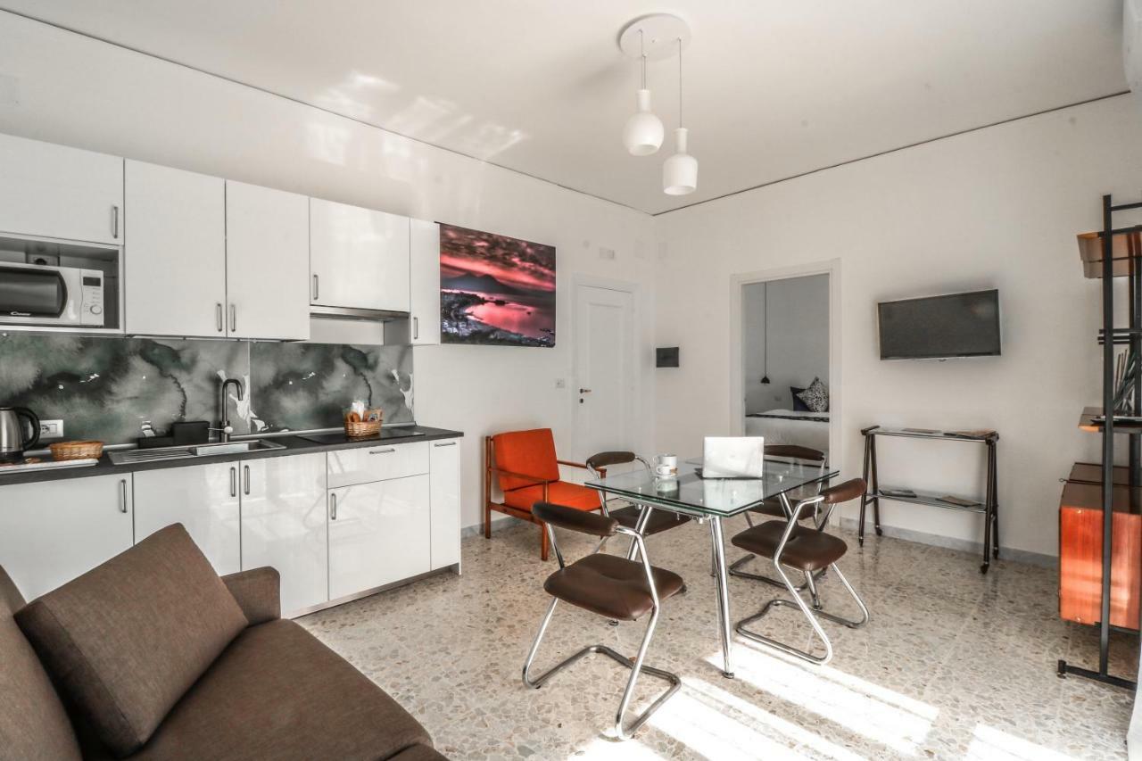 Hotel Le Stanze Di Virgilio à Naples Extérieur photo